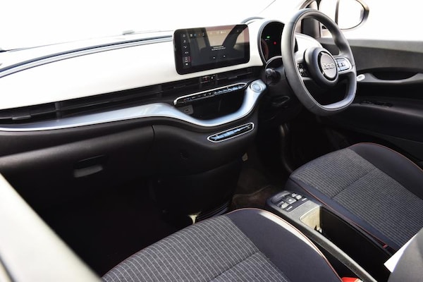 Used Fiat 500e 2021 for sale - 76242925: Photo 14