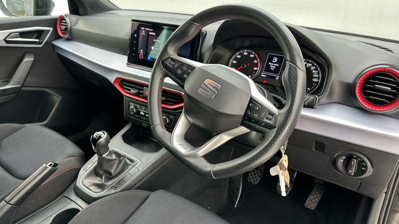 Used SEAT Ibiza 2022 for sale - 76640968: Photo 2