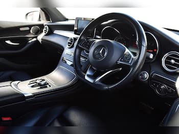Used Mercedes-Benz GLC 2018 for sale - 79775973: Photo