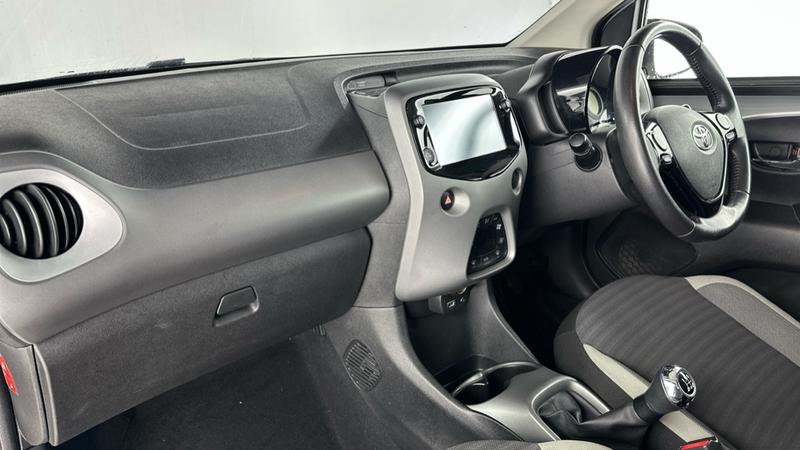 Used Toyota AYGO 2019 for sale - 77204923: Photo 11