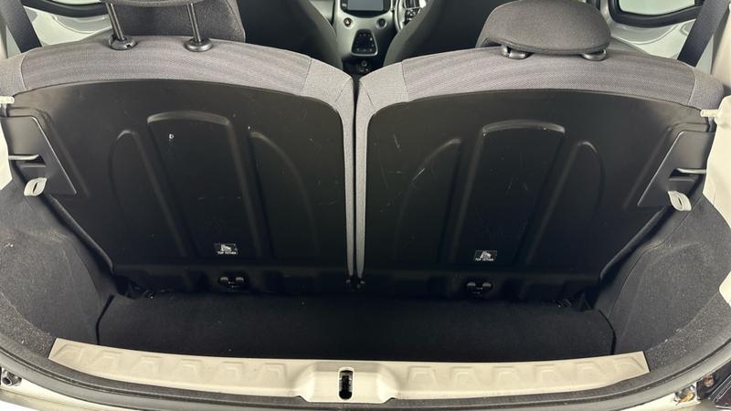 Used Toyota AYGO 2019 for sale - 77204923: Photo 15