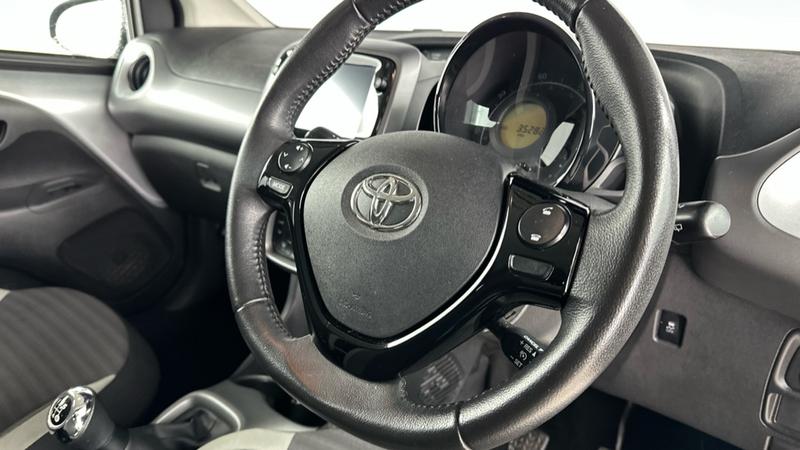 Used Toyota AYGO 2019 for sale - 77204923: Photo 30