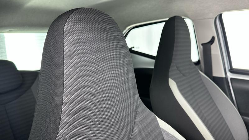 Used Toyota AYGO 2019 for sale - 77204923: Photo 33