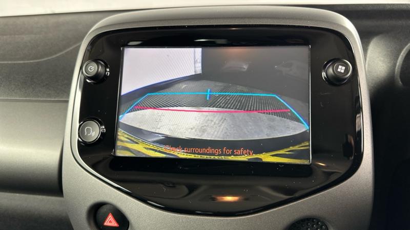 Used Toyota AYGO 2019 for sale - 77204923: Photo 58