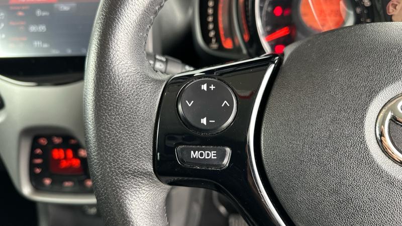 Used Toyota AYGO 2019 for sale - 77204923: Photo 68
