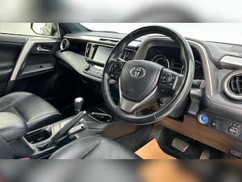 Used Toyota RAV4 2018 for sale - 79810408: Photo