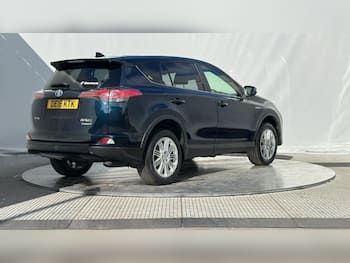 Used Toyota RAV4 2018 for sale - 79810408: Photo