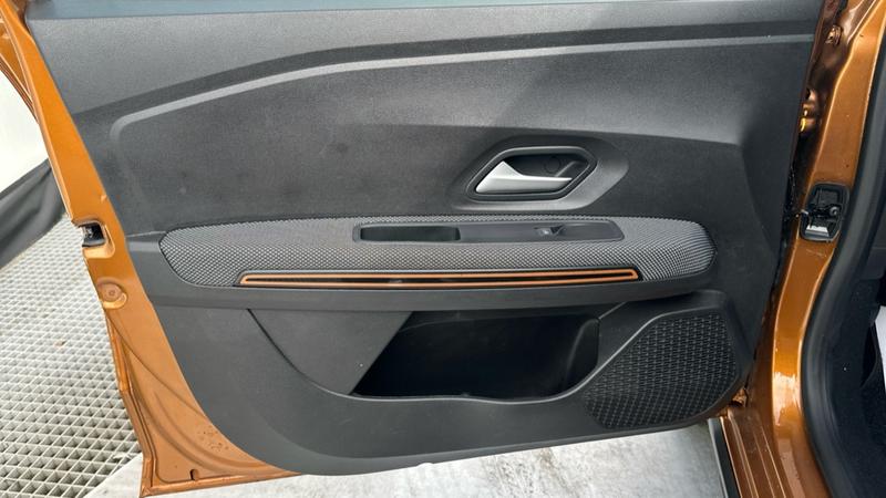 Used Dacia Sandero Stepway 2023 for sale - 77934939: Photo 52