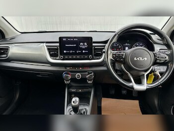 Used Kia Stonic 2022 for sale - 78942277: Photo
