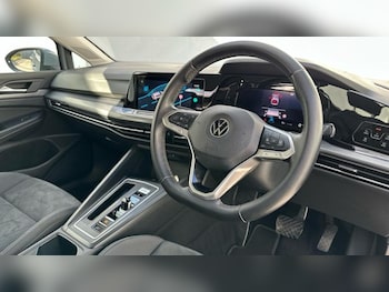 Used Volkswagen Golf 2020 for sale - 75969383: Photo
