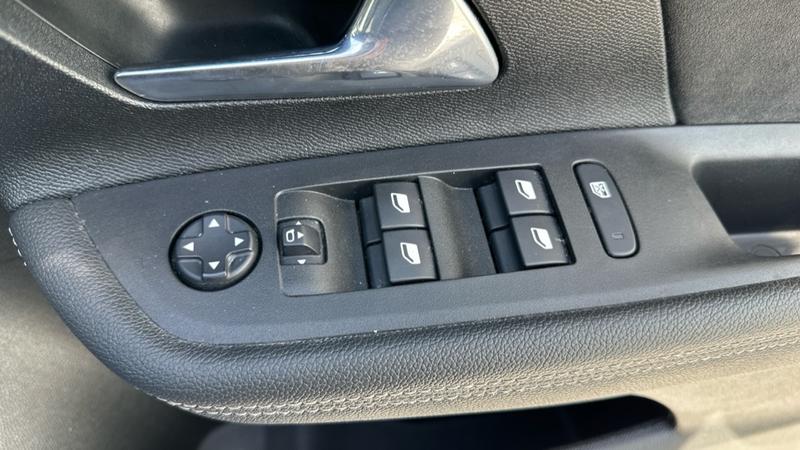 Used Vauxhall Mokka Electric 2022 for sale - 76738759: Photo 31