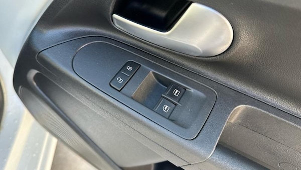 Used Volkswagen up! 2019 for sale - 76104725: Photo 43