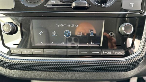 Used Volkswagen up! 2019 for sale - 76104725: Photo 57