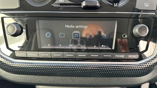 Used Volkswagen up! 2019 for sale - 76104725: Photo 59