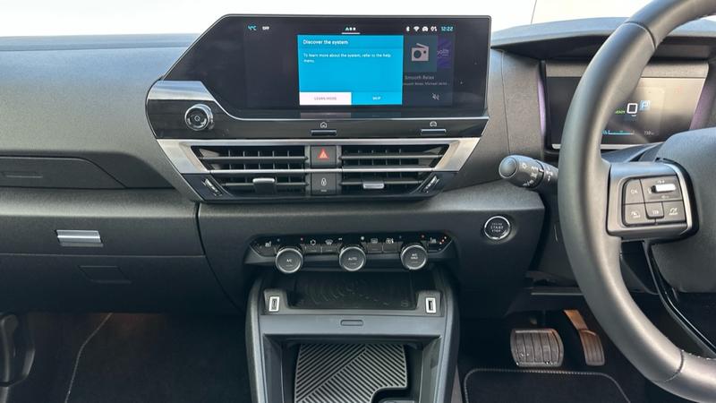 Used Citroen e-C4 2024 for sale - 76631343: Photo 12