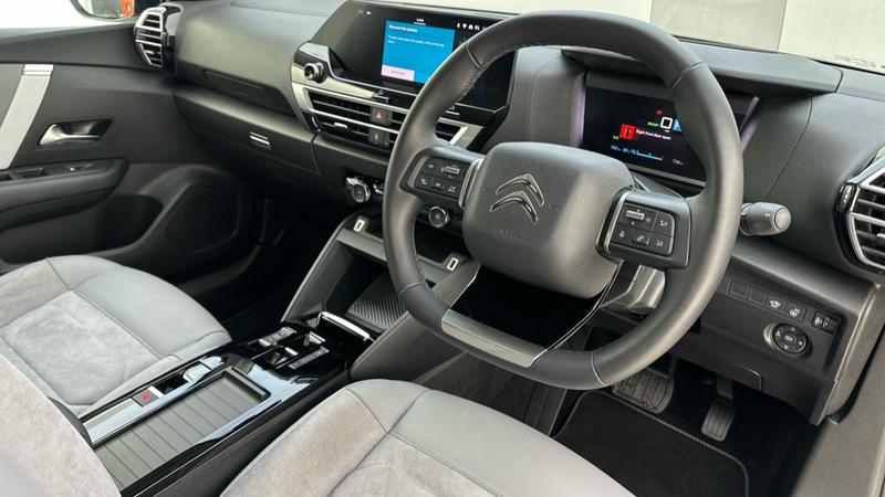 Used Citroen e-C4 2024 for sale - 76631343: Photo 2