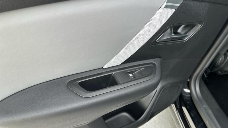 Used Citroen e-C4 2024 for sale - 76631343: Photo 31