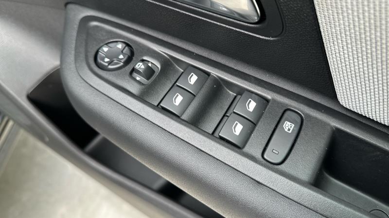 Used Citroen e-C4 2024 for sale - 76631343: Photo 36