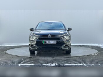 Used Citroen e-C4 2024 for sale - 76631343: Photo