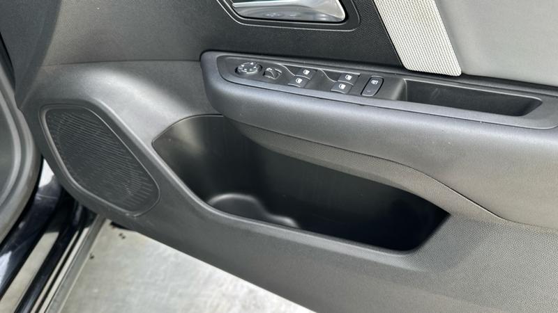 Used Citroen e-C4 2024 for sale - 76631343: Photo 48