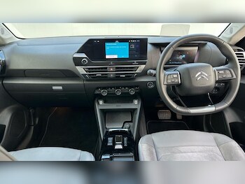 Used Citroen e-C4 2024 for sale - 76631343: Photo