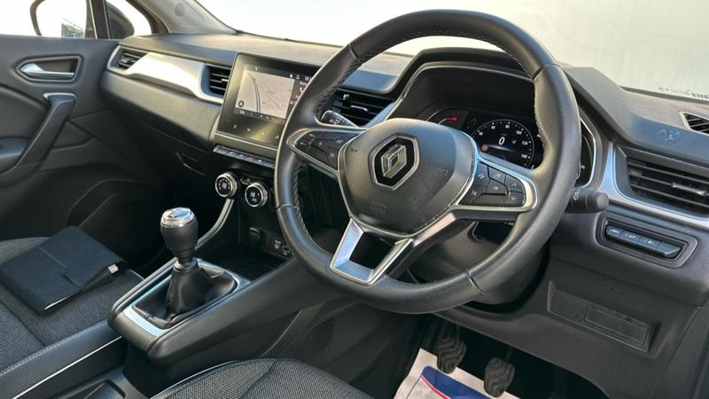 Used Renault Captur 2022 for sale - 76797123: Photo 2