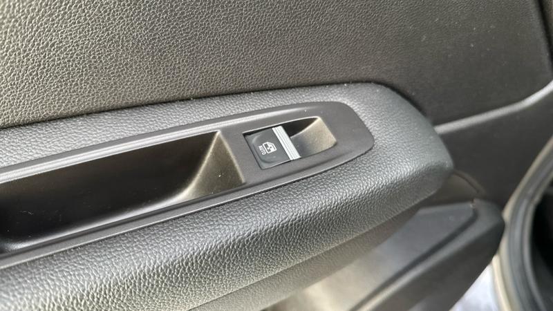 Used Renault Captur 2022 for sale - 76797123: Photo 42