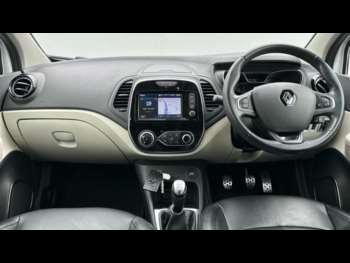 Used Renault Captur 2019 for sale - 74602549: Photo