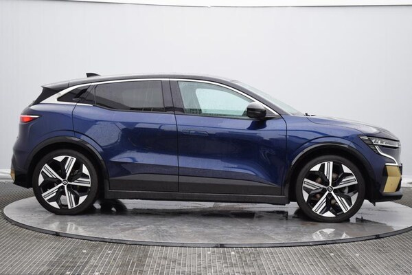 Used Renault Megane E Tech 2024 for sale - 75982638: Photo 11