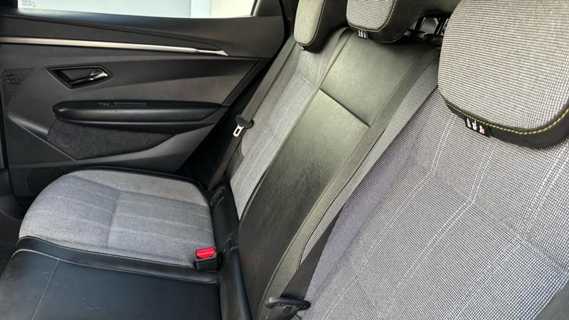 Used Renault Megane E Tech 2024 for sale - 75982638: Photo 14