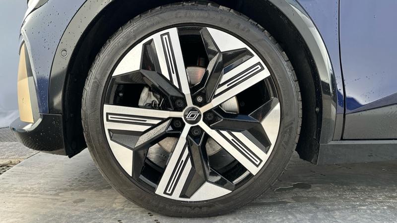 Used Renault Megane E Tech 2024 for sale - 75982638: Photo 17