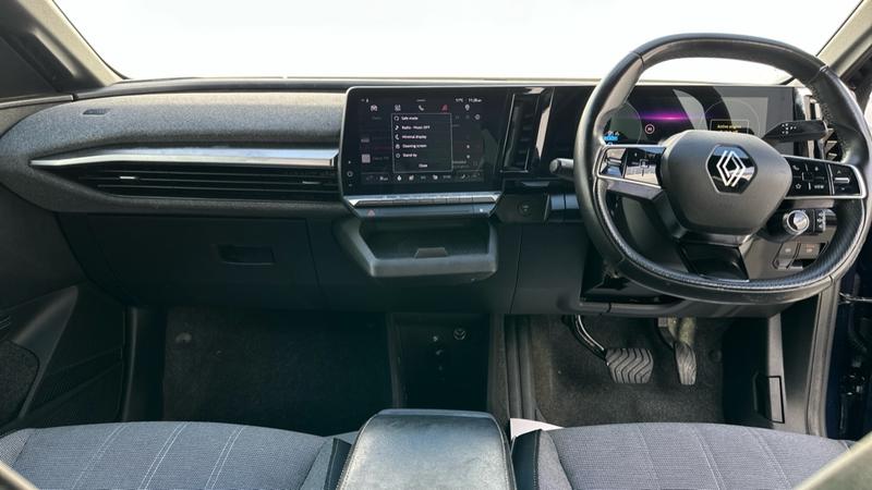 Used Renault Megane E Tech 2024 for sale - 75982638: Photo 4