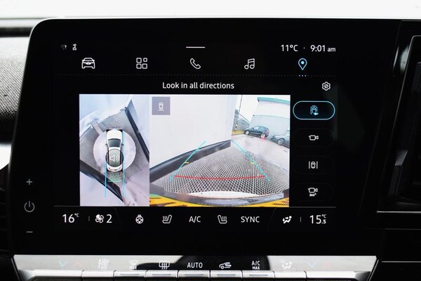 Used Renault Megane E Tech 2024 for sale - 75982638: Photo 4