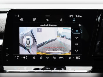 Used Renault Megane E Tech 2024 for sale - 75982638: Photo 4