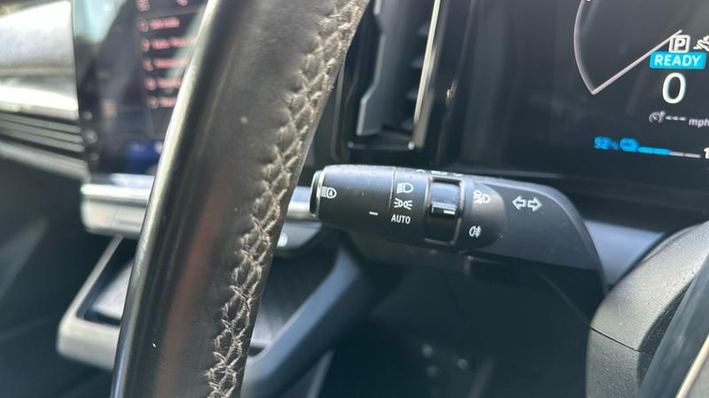 Used Renault Megane E Tech 2024 for sale - 75982638: Photo 65