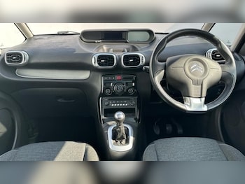 Used Citroen C3 Picasso 2017 for sale - 75446214: Photo