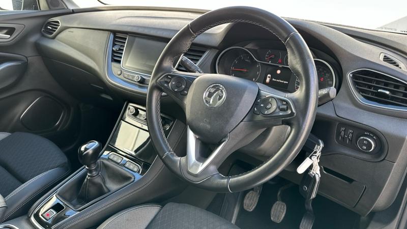 Used Vauxhall Grandland X 2020 for sale - 75972936: Photo 2
