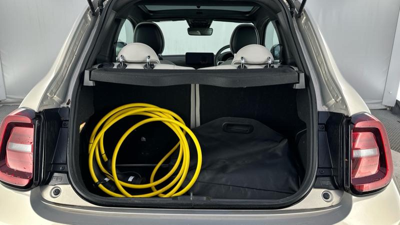 Used Fiat 500e 2025 for sale - 77412930: Photo 15