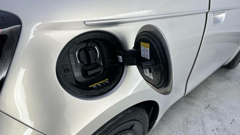 Used Fiat 500e 2025 for sale - 77412930: Photo 32