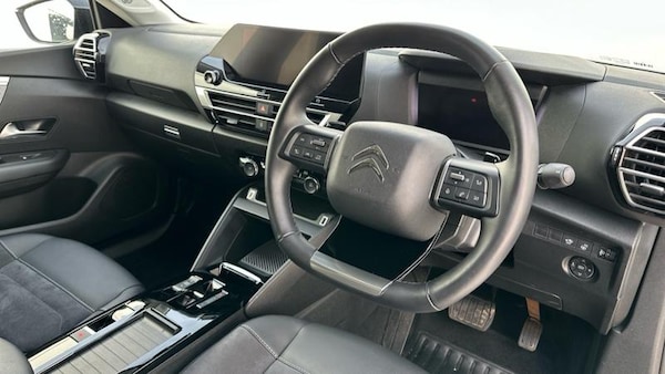 Used Citroen C4 2024 for sale - 76216560: Photo 2