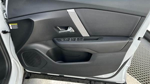 Used Citroen C4 2024 for sale - 76216560: Photo 68