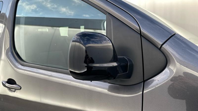 Used Citroen e-SpaceTourer 2023 for sale - 77211024: Photo 35