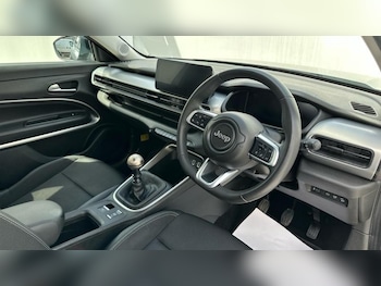 Used Jeep Avenger 2024 for sale - 78680596: Photo