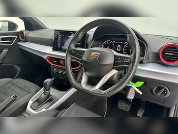 Used SEAT Arona 2024 for sale - 74079217: Photo