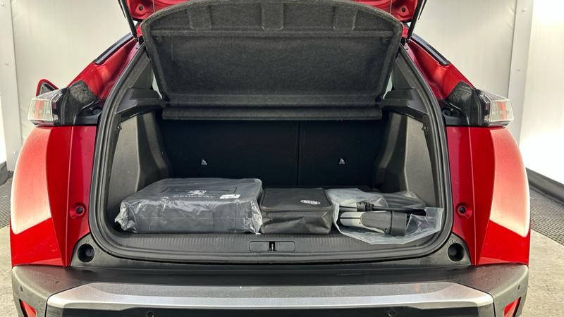 Used Peugeot E-2008 2021 for sale - 76782414: Photo 15