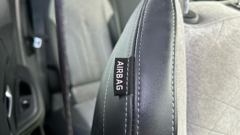 Used Peugeot E-2008 2021 for sale - 76782414: Photo 48