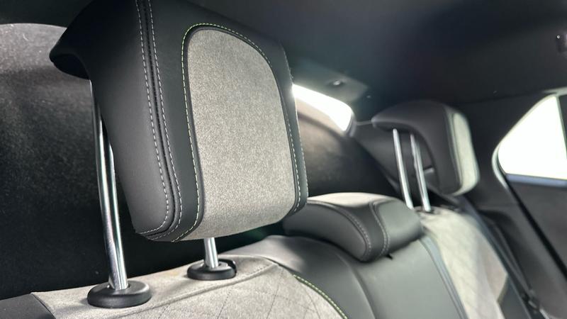 Used Peugeot E-2008 2021 for sale - 76782414: Photo 51