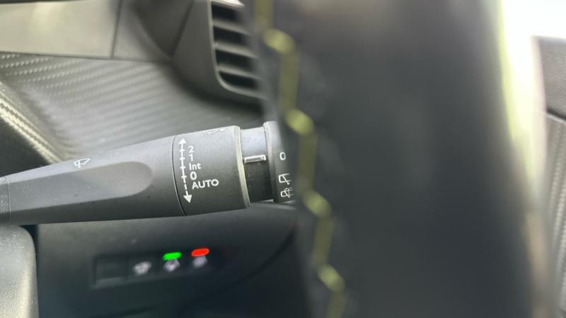 Used Peugeot E-2008 2021 for sale - 76782414: Photo 56