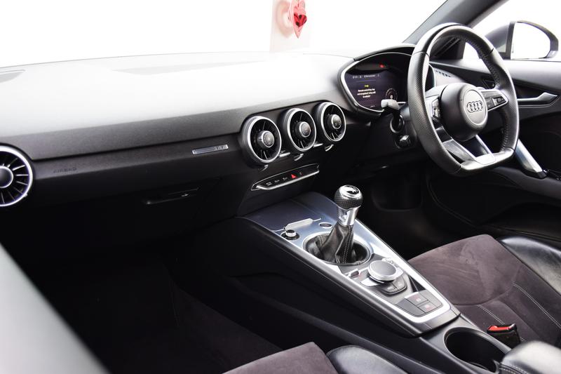 Used Audi TT 2018 for sale - 76089593: Photo 12