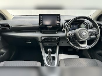 Used Toyota Yaris 2023 for sale - 79436901: Photo